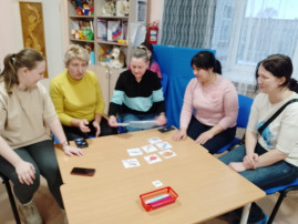 Встреча в Педагогической гостиной по теме «Как ребенок познает окружающий мир» Встреча в Педагогической гостиной по теме «Как ребенок познает окружающий мир».